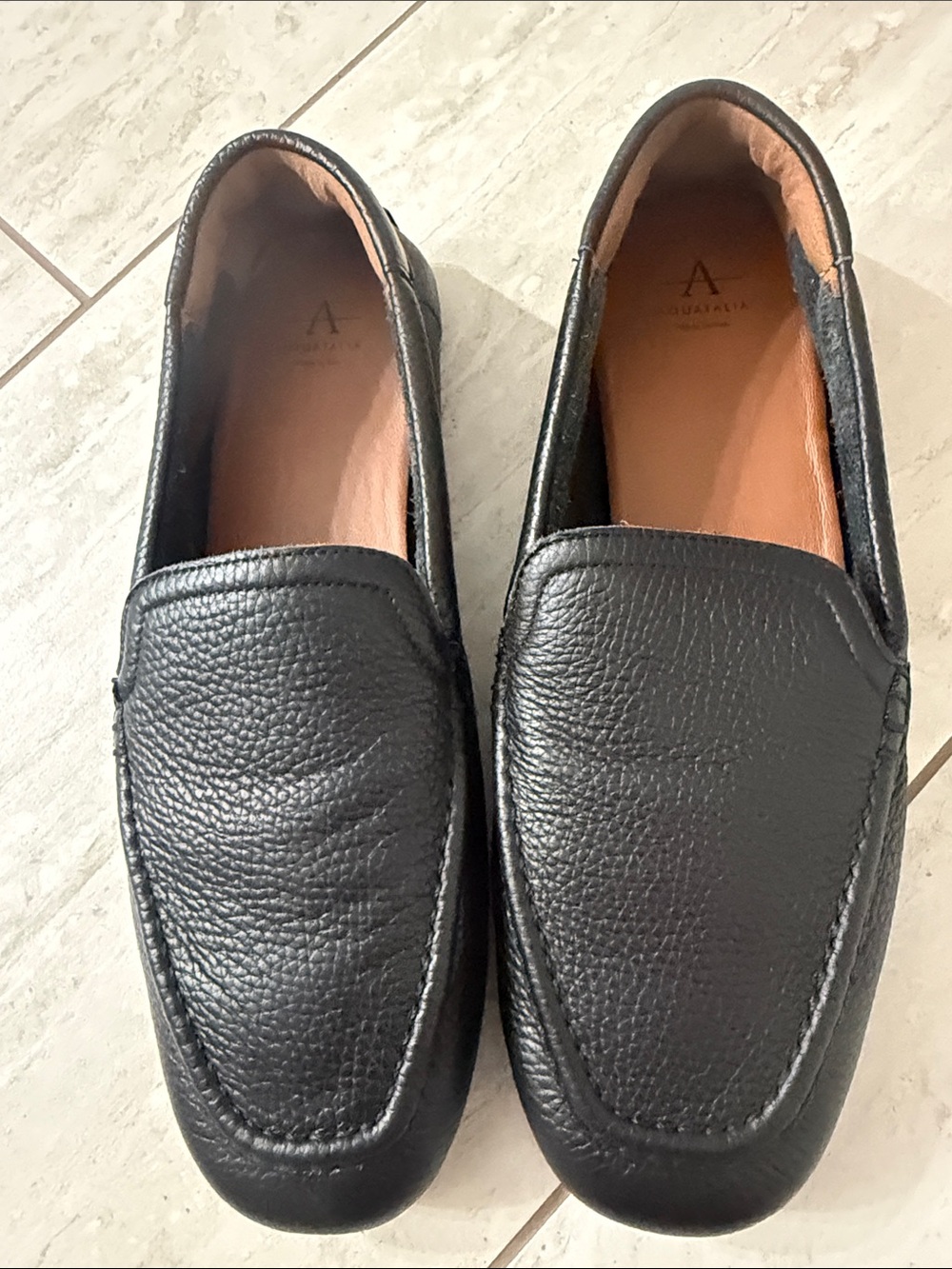 Aquatalia Black Pebbled Leather Slip-On Loafers ..size 10.5..new..authentic ..
